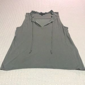 Banana Republic grey sleeveless top